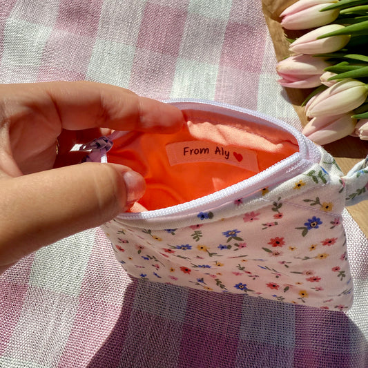 Tiny Flowers 🌼 Keychain Wallet