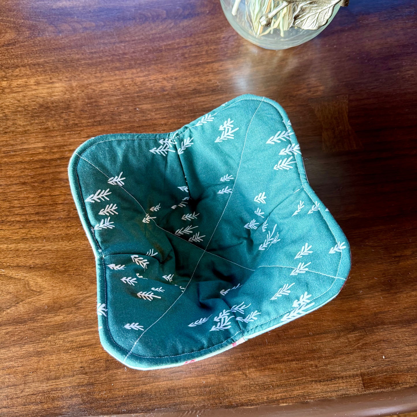 Cozy Holidays 🎄 Bowl Holder