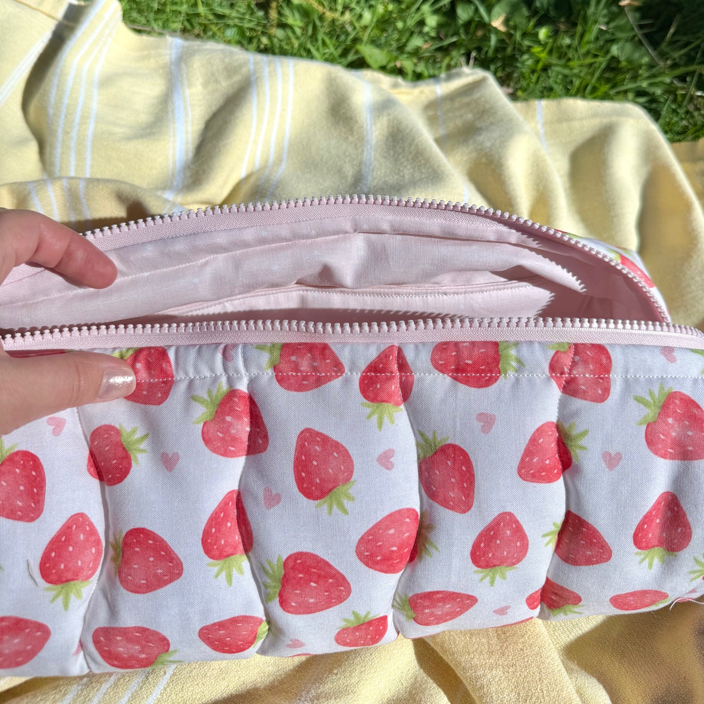 Strawberry Hearts 🍓 Hair Tool Bag