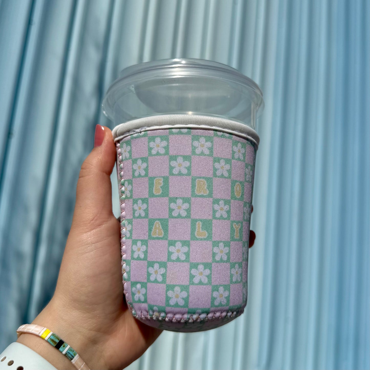Iced Coffee Sleeve 🌼 Checkered Daisy