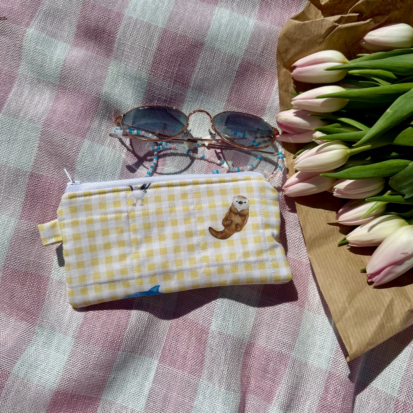 Monterey Animals 🦦 Glasses Pouch