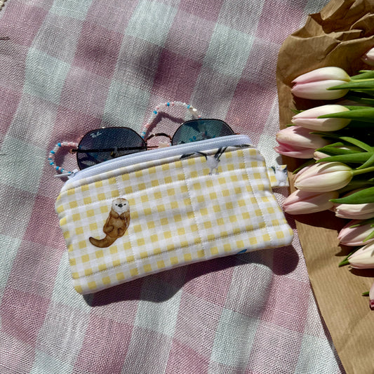 Monterey Animals 🦭 Glasses Pouch