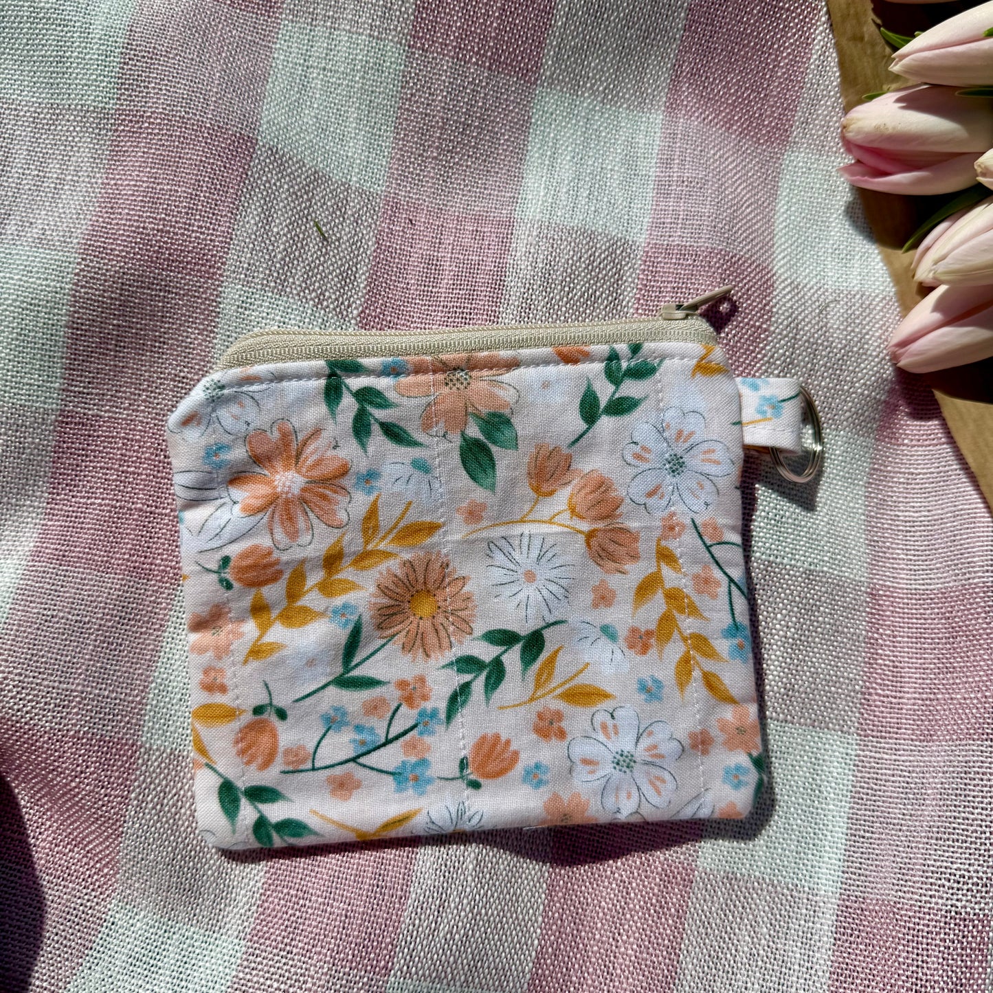 Peachy Floral 🌷 Keychain Wallet