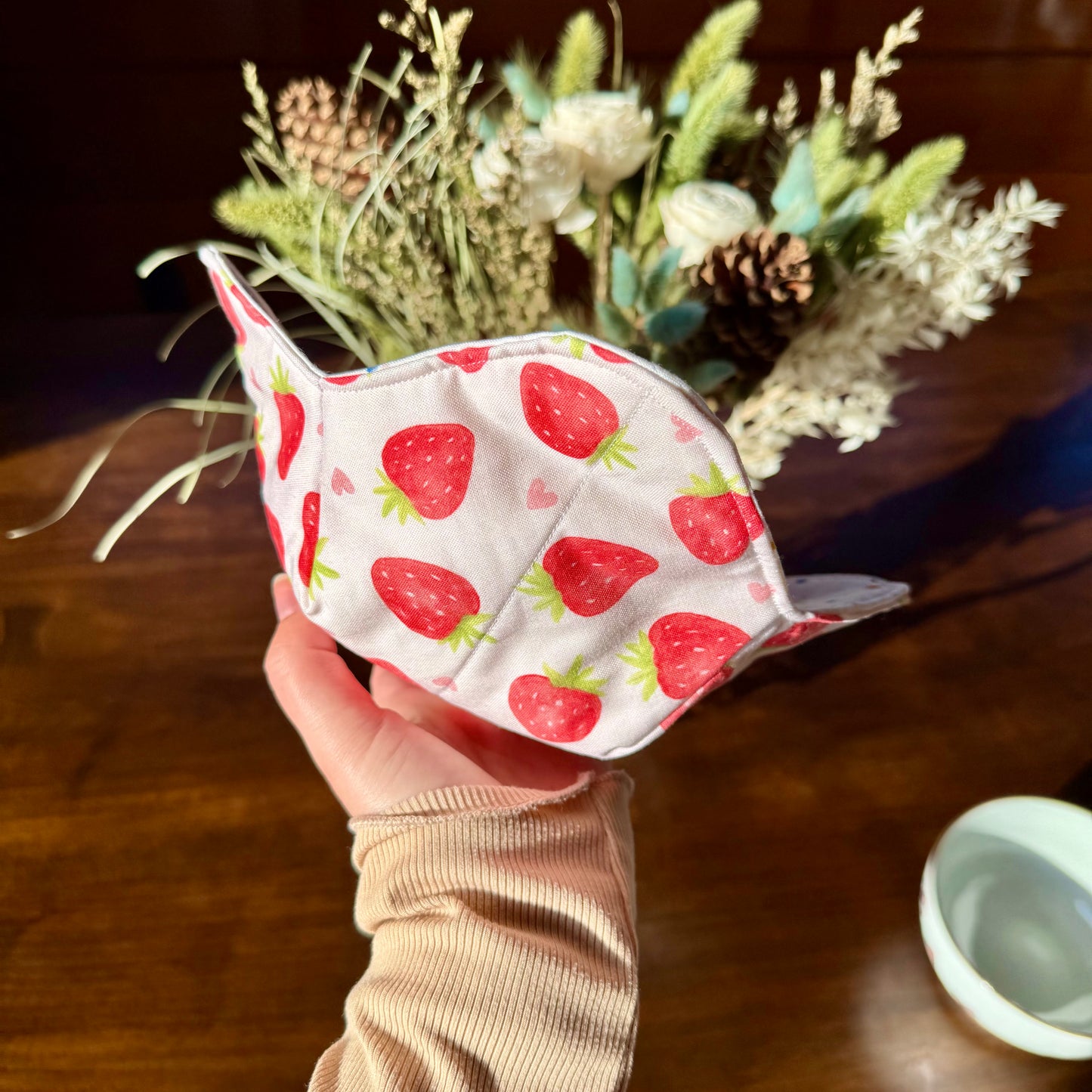 Strawberry Love 🍓 Bowl Holder