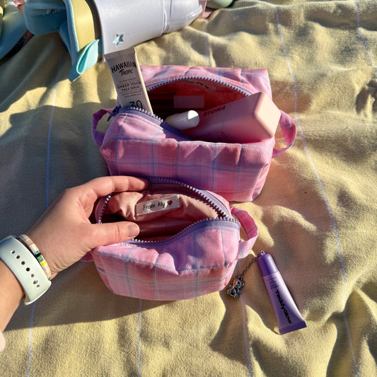 Cool Girl Plaid 💟 Carry-All Pouch