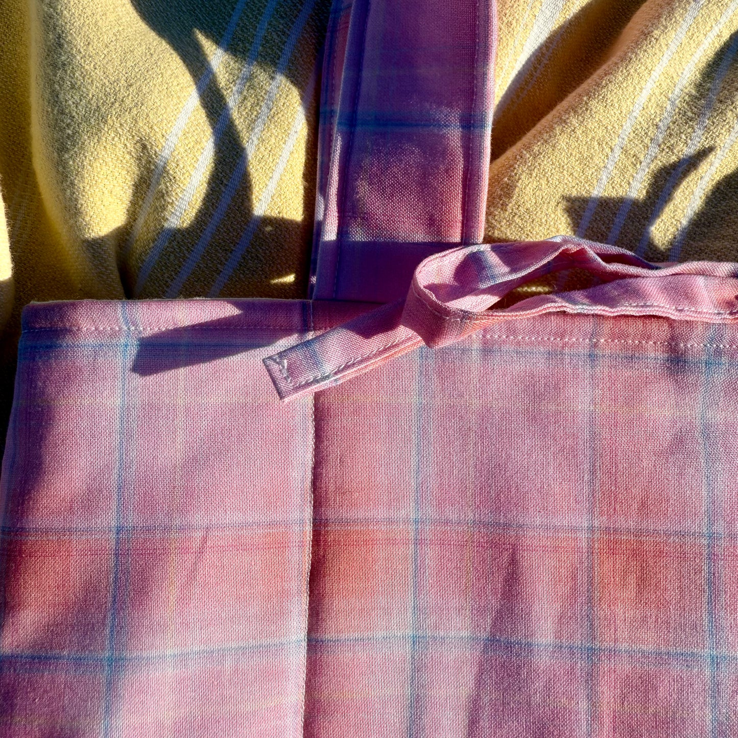 Cool Girl Plaid 💟 Tote Bag