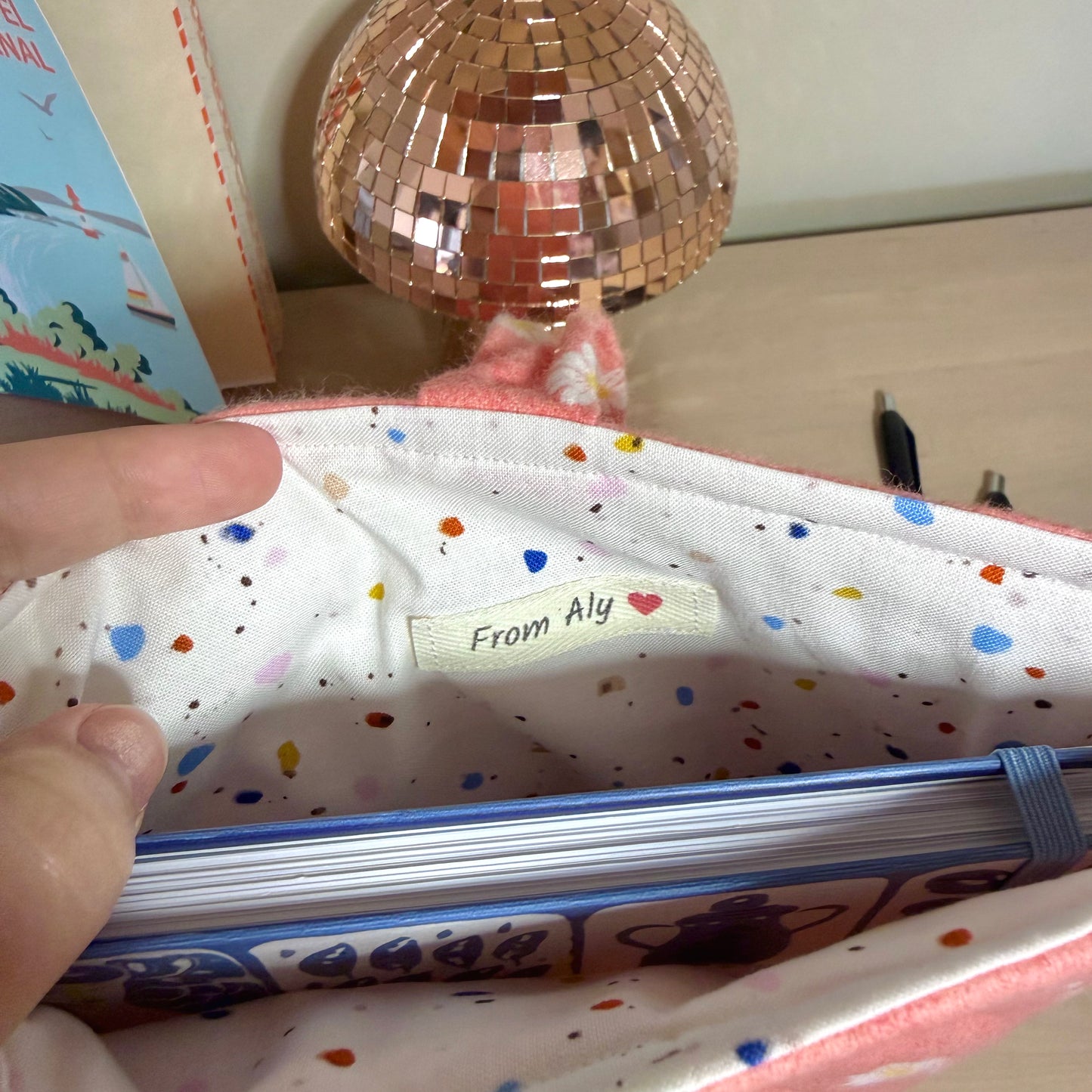 Daisy Flannel 🌼 Book Sleeve