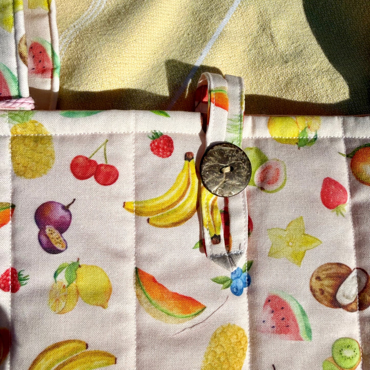 Fruity 🥭 Tote Bag