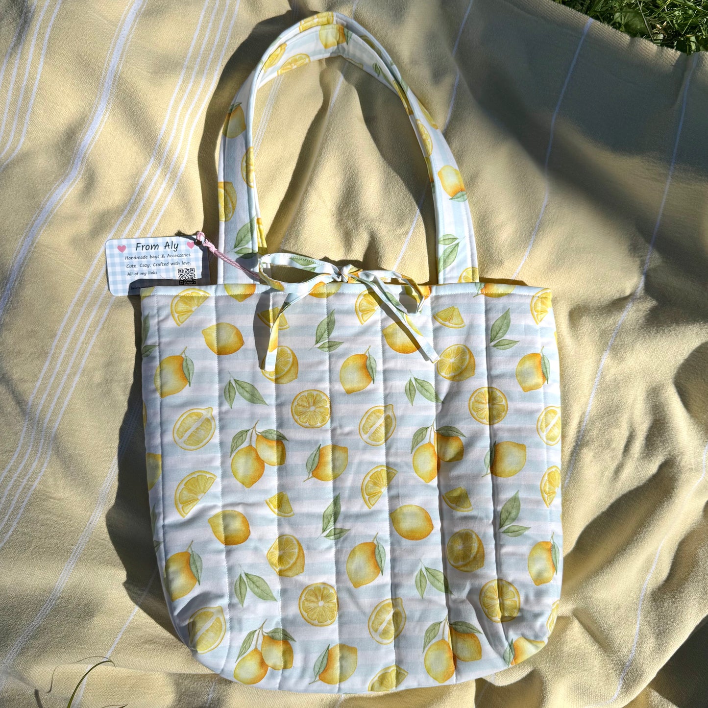 Summer Lemons 🍋 Tote Bag