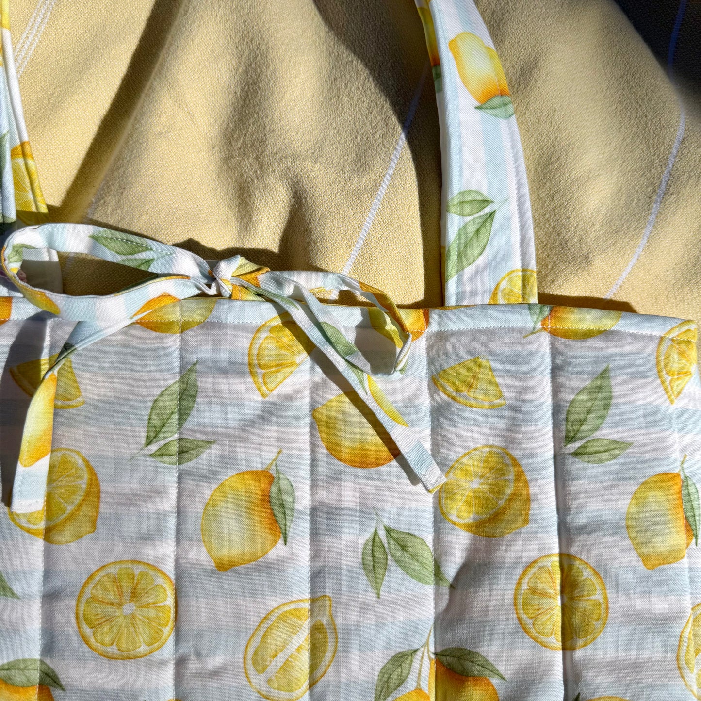 Summer Lemons 🍋 Tote Bag