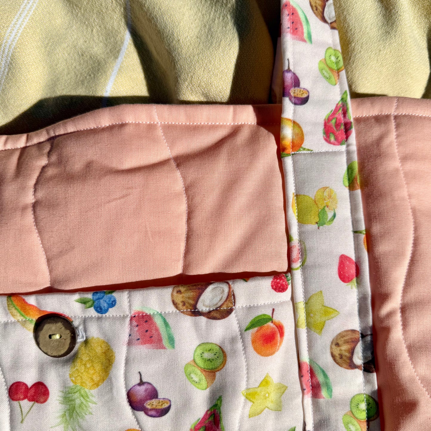 Fruity 🥭 Large Tote Bag