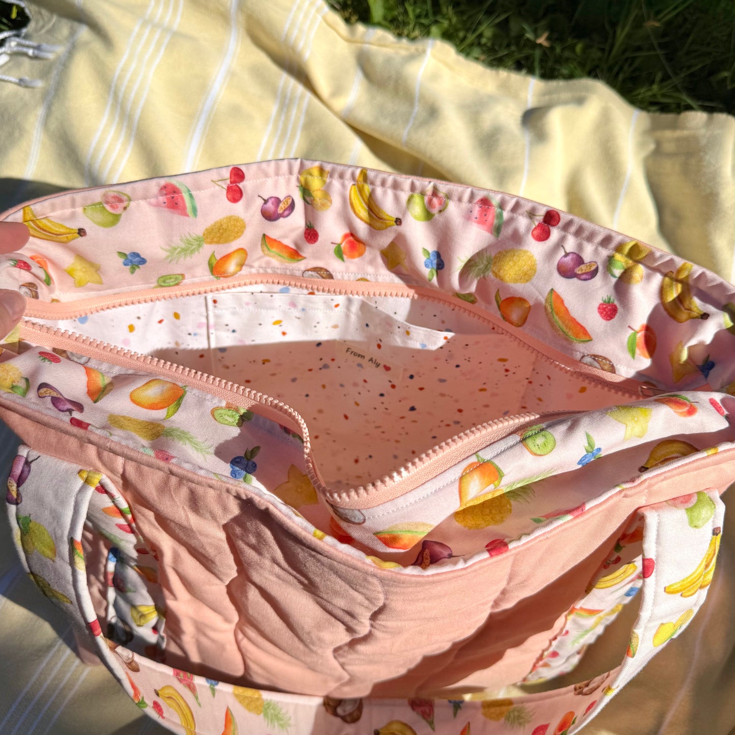 Fruity 🥭 Large Tote Bag