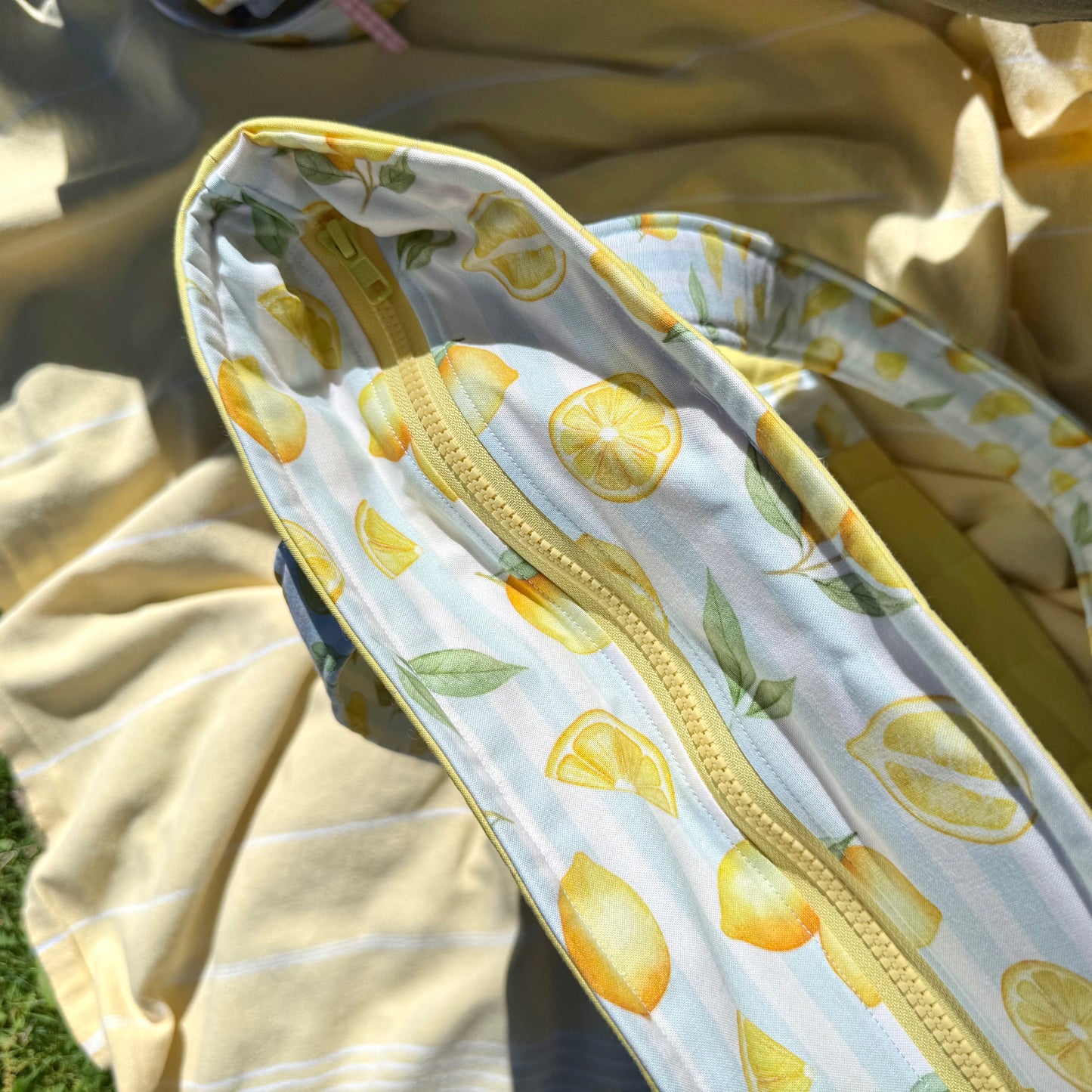 Summer Lemons 🍋 Large Tote Bag