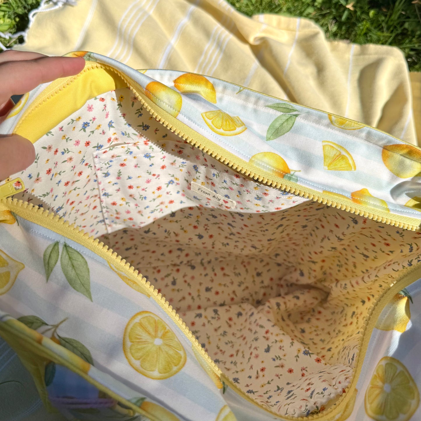 Summer Lemons 🍋 Large Tote Bag