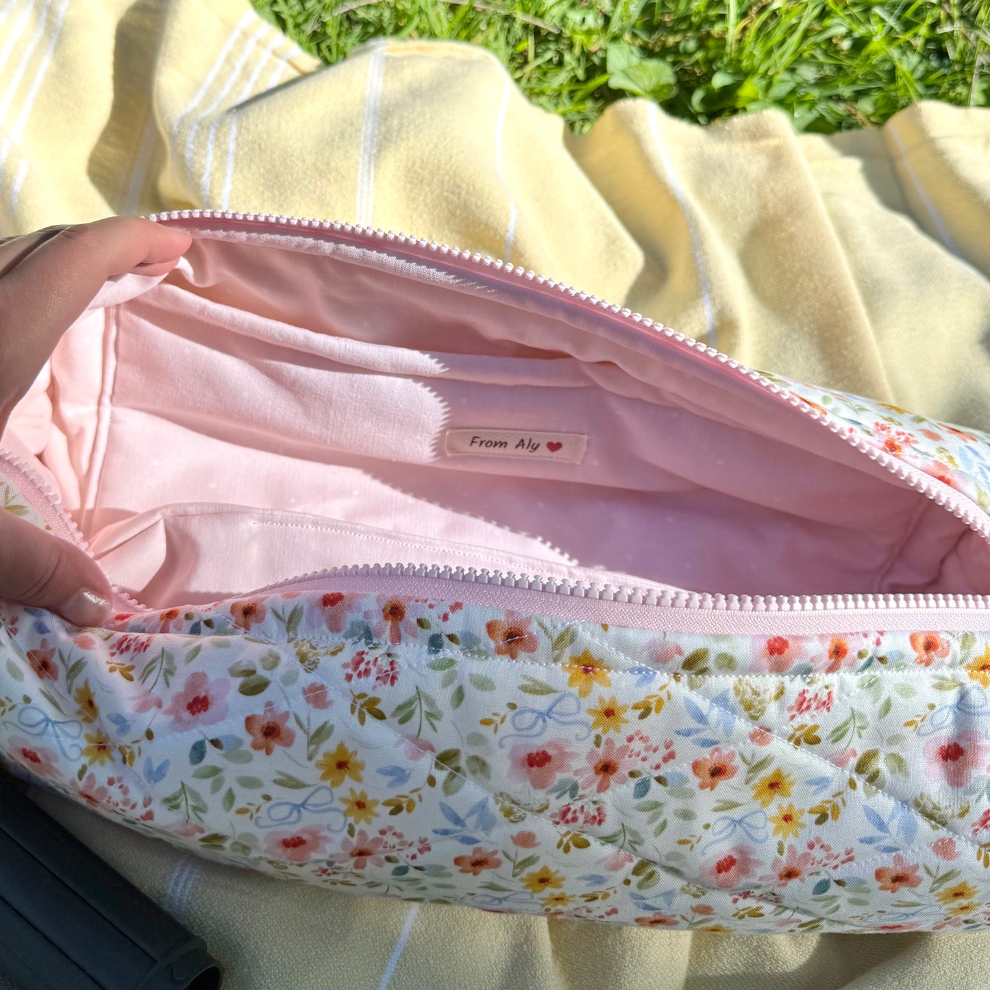 Pastel Floral 🎀 Hair Tool Bag