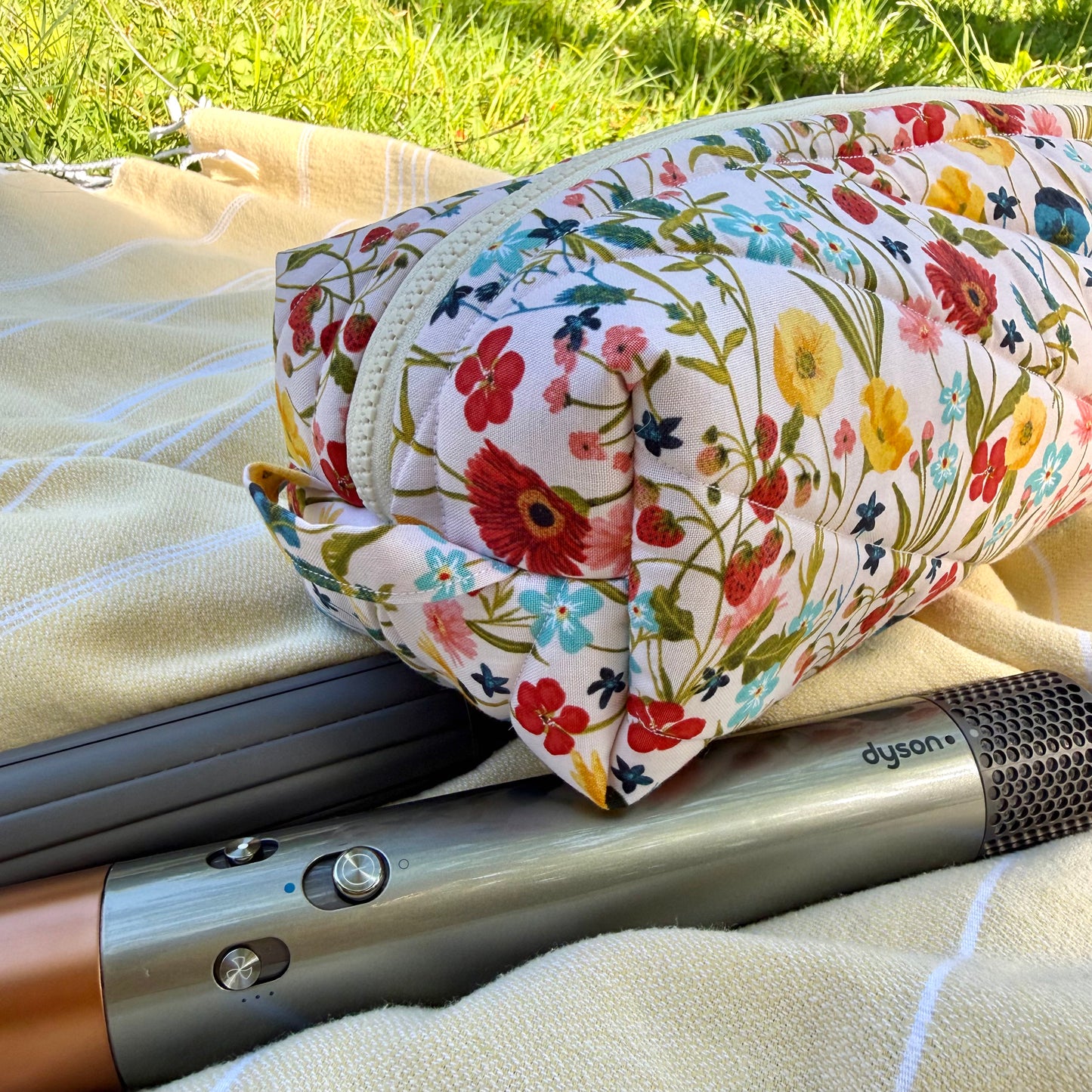 Dark Floral 🌻 Hair Tool Bag