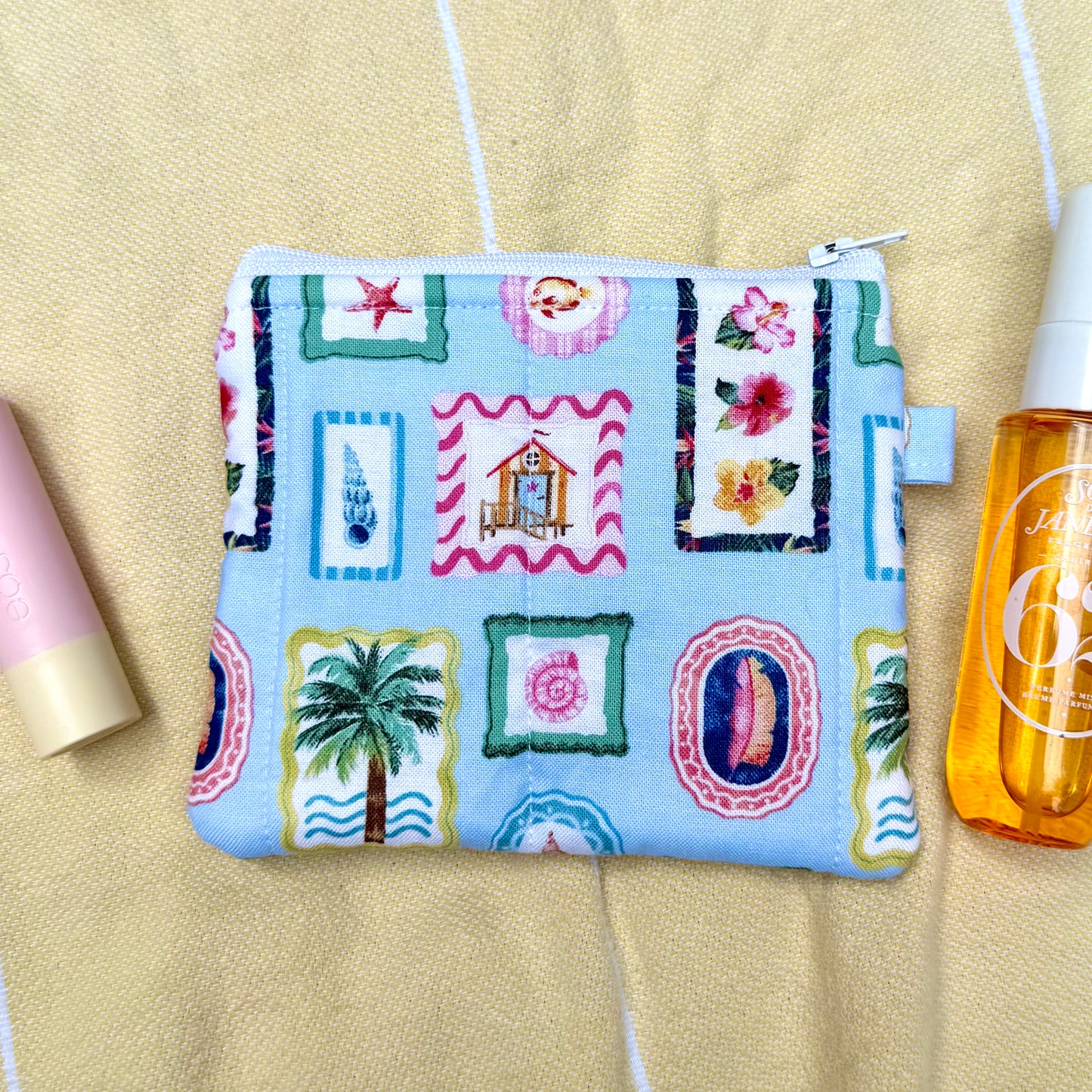 Beach! 🏝️ Keychain Wallet
